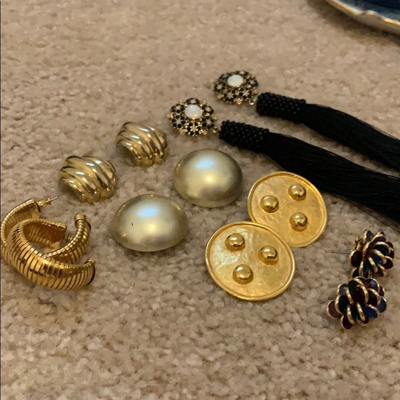 Vintage earring bundle - Picture 2 of 2